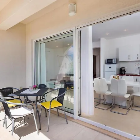 Appartement Modern Eingerichtete Ferienwohnung Mit Panoramablick Auf Das Meer - B43789 Marusici (Split-Dalmatia)